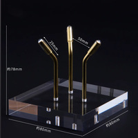 Chevalet de support de bloc d'affichage minéral acrylique transparent de bras en métal d'or avec la base