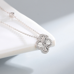 <span class=keywords><strong>Collier</strong></span> ras du cou de luxe pour dames en <span class=keywords><strong>argent</strong></span> sterling 925 Style classique avec pavé de <span class=keywords><strong>trèfle</strong></span> à quatre <span class=keywords><strong>feuilles</strong></span> et placage de rhodium en zircon pour cadeaux - Product Image 4