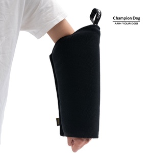 Mangas <span class=keywords><strong>de</strong></span> Protección Profesionales para Entrenamiento Canino y Equipo <span class=keywords><strong>de</strong></span> Protección para <span class=keywords><strong>Cachorros</strong></span> <span class=keywords><strong>Malinois</strong></span> y Pastores Alemanes - Palos para Masticar Modelo XD98 Hecho en China - Product Image 3