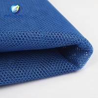 Tissus de tricot de tapisserie d'ameublement 100% tissus de tulle de filet de polyester bleu royal
