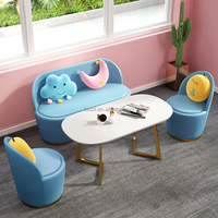 Combinaison de table et chaise de célébrité cabine de couleur claire occidentale de Hambourg siège de canapé café restaurant table et chaise en bois