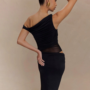 Robe longue asymétrique JULISSA MO pour femme, moulante et extensible, avec plis, idéale pour l'été - Product Image 4