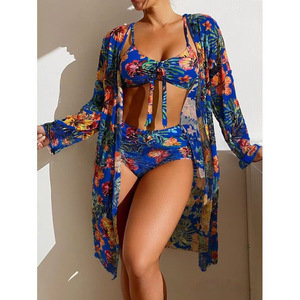 Traje de baño de tres piezas con capucha y manga larga, bikini con estampado europeo y americano, sexy, para vacaciones, para mujer, estilo europeo y americano. - Product Image 5