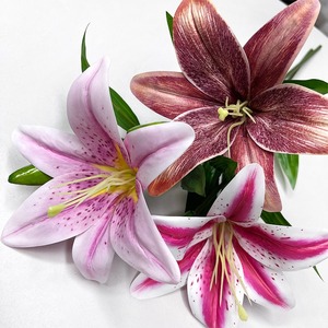Venta al por mayor personalizado sola flor artificial Calla <span class=keywords><strong>Lily</strong></span> <span class=keywords><strong>Perfume</strong></span> centros de mesa para boda graduación Pascua Mesa evento látex - Product Image 4