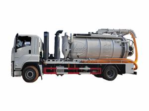 Prix du camion d'aspiration Isuzu avec pompe à vide MORO d'Italie, véhicule de transport de fosses septiques, hydro-excavatrices, fabricant de camions d'aspiration - Product Image 2