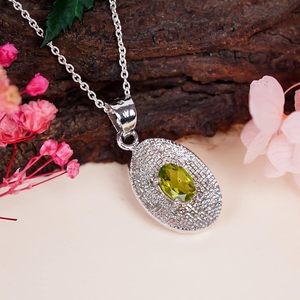 Gemkora Collar con colgante ovalado de peridoto natural para mujer, piedra de nacimiento de agosto, cristal curativo, joyería fina - Product Image 2
