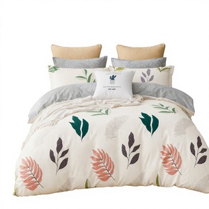 Juego de Ropa de Cama Dreamer's Conservatory de 3 Piezas, Algodón Suave con Diseño de Follaje, Envío desde Polonia, Ideal para un Retiro Creativo - Product Image 1