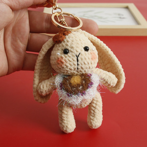 Nouvelle poupée <span class=keywords><strong>lapin</strong></span> en peluche <span class=keywords><strong>au</strong></span> <span class=keywords><strong>crochet</strong></span> avec oreilles tombantes, grand pendentif tissé à la main, breloque de sac <span class=keywords><strong>crochet</strong></span>ée à la main - Product Image 2