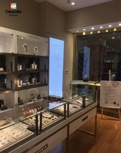 Diseño y Decoración Completa de Joyerías |   Vitrinas y Muebles de Exhibición Personalizados para Joyerías de Lujo - Product Image 6