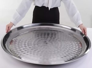 Plateau de service en <span class=keywords><strong>acier</strong></span> inoxydable, prix plus bas, plat rond en métal avec motif végétal pour table, fête ou club - Commande minimum 100 pièces - Product Image 6