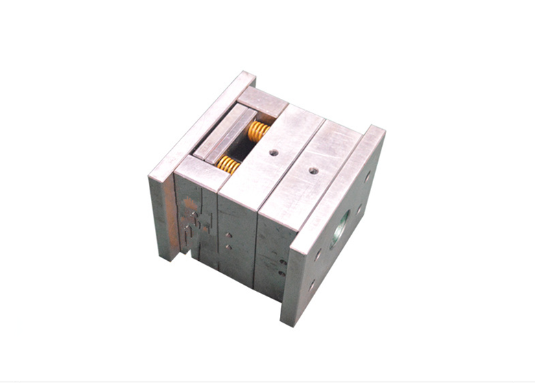 Haute précision ingénierie Moule de Moulage Par Injection De Fabrication D'usinage CNC pour différents nouveau produit médical coquilles