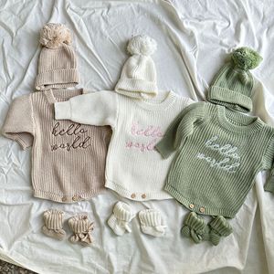 Tutina in Maglia per Neonato, Pagliaccetto Invernale a Maniche Lunghe con Ricamo Personalizzato, Colore Unico - Product Image 1