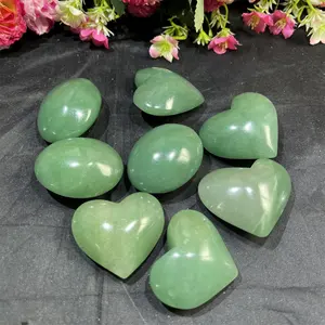 天然水晶棕榈石愈合石雕工艺品绿色金星心