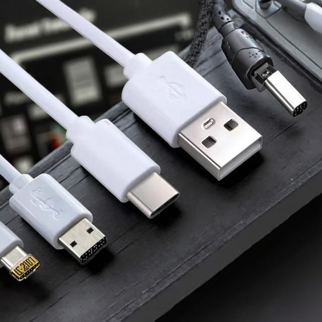 Wholesale 4-in-1 Multi-Purpose Mobile Phone Data Cable with USB 3.0 5A Fast Charging & Magnetic Charging Pure Copper Conductor