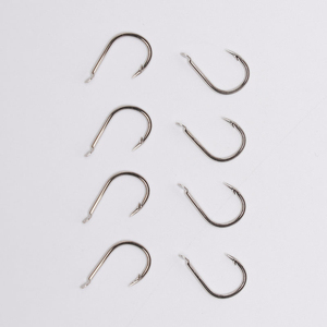 Hameçons de pêche TUOTUO 7037 en acier à haute teneur en carbone pour carpes et cabillons avec micro-barbe pour montages <span class=keywords><strong>Chod</strong></span> et Hair Rigs - Super résistants, affûtés chimiquement - Product Image 1