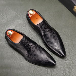 Chaussures de travail en cuir de vache véritable de luxe pour hommes, à lacets, brogues, mariage, affaires, chaussures pour l'automne - Product Image 3
