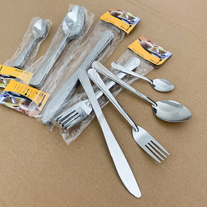 Bán buôn 18/0 thép không gỉ bạc 12 cái dao dĩa thìa hiện đại năm dòng phong cách Flatware <span class=keywords><strong>Set</strong></span> - Product Image 6