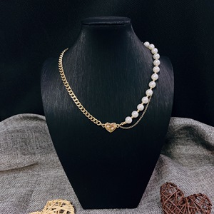 <span class=keywords><strong>Queenie</strong></span> Jewelry-collar con colgante de corazón y cadena chapada en oro de 18k, Perla de agua dulce - Product Image 1