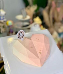 Moldes de Silicona 3D con Forma de Corazón de Diamante para Hornear Pasteles de Esponja, Chifón y Mousse, Moldes para Postres de Grado Alimenticio - Product Image 3