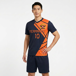 Maillot de football personnalisé pour équipe adulte – Nom, numéro et logo personnalisés – Noir et blanc – Impression par transfert thermique – Séchage rapide - Product Image 5