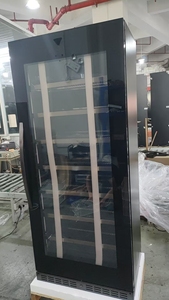 NUELEAD NE-380 - Vinoteca Moderna de Vidrio con Control Digital de Temperatura para Hoteles y Negocios, Color Negro - Product Image 3