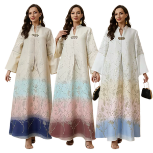 Robe longue maxi en jacquard ombré rouge, bleu et abricot, brodée, patchwork, motif floral, col en V, abaya pour femmes musulmanes, kaftan en polyester - Product Image 1