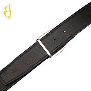 إبزيم تصميم إبداعي مع أحزمة من حجر الراين للرجال مصمم بعلامة تجارية شهيرة من الجلد الطبيعي - Product Image 5