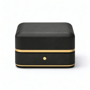 Boîte à boucles d'oreilles de luxe avec couvercle rabattable en cuir PU, insert en microfibre, gaufrage, logo personnalisé, emballage de bijoux OEM - Product Image 6