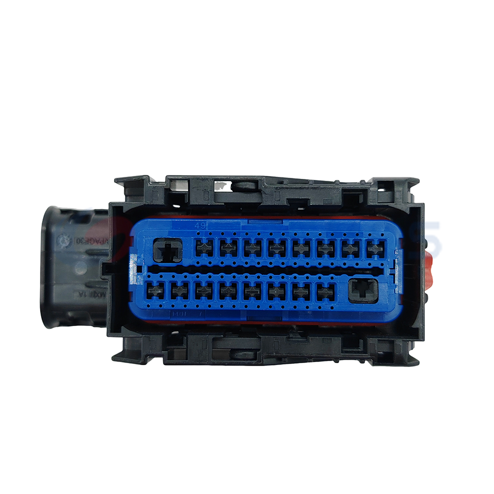 Waterproof Wire Connector Cable Harness Connector Is Suitable for Buick 66Pin Female CT66-0002M-1