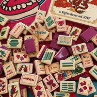 Nouveau modèle 2026 – Tuiles de mahjong en acrylique double couche transfrontalières avec motifs de lèvres colorées, emballage en boîte cartonnée