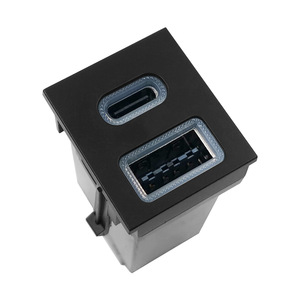 Cargador Rápido USB Tipo C para Auto de 12V con Iluminación Ambiental para Toyota Highlander Corolla Levin - Product Image 3