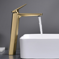 Robinet de lavabo haut de gamme STOCCO en laiton massif, finition or brossé, mitigeur monocommande avec cartouche céramique, idéal pour villas et propriétés de prestige