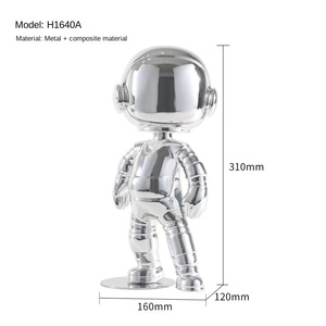 Adornos modernos de lujo para astronautas, espejo Chapado en luz, arte de sala de estar interior, artesanías de resina, decoraciones de escritorio para modelo de oficina - Product Image 5