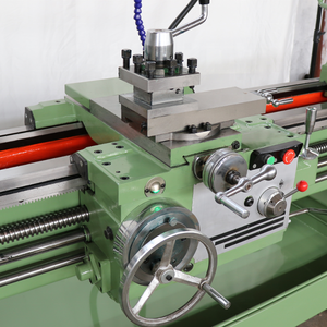 Máquina de torneado y corte de tornillo de Metal, CA6140 CA6240 - Product Image 3