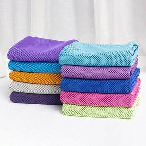 Tùy Chỉnh Thể Thao Làm Mát Phòng Tập Thể Dục Khăn Sợi Nhỏ Rắn Màu In Mềm Mại Thoáng Khí Hình Vuông Khăn Lạnh - Product Image 1