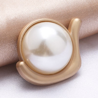 Boutons magnétiques en alliage de zinc personnalisables de haute qualité, formes cœur/carré/diamant/étoile, lavables, design à dos plat, logo personnalisé