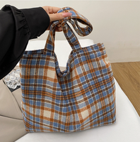 Nouveauté : Sacs fourre-tout pour femmes, grande capacité, style coréen, sac fourre-tout décontracté pour femmes, sac à bandoulière à carreaux tendance pour femmes
