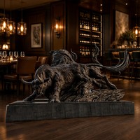 Sculpture en bronze artisanale de taureaux de combat - Composition dynamique à double sujet, pièce personnalisable de qualité muséale