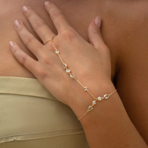 Novirassine - Brazalete <span class=keywords><strong>de</strong></span> Cadena <span class=keywords><strong>para</strong></span> Dedo <span class=keywords><strong>de</strong></span> Acero Inoxidable con Baño <span class=keywords><strong>de</strong></span> <span class=keywords><strong>Oro</strong></span> PVD <span class=keywords><strong>de</strong></span> 18K, Estilo Retro Francés, con Cuentas Boho, <span class=keywords><strong>para</strong></span> Mujer y Niña - Product Image 2