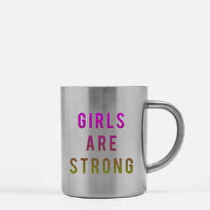 แก้วมัคสีทองและสีเงิน "Girls Are Strong" - Product Image 1