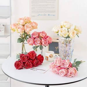 Bouquets de roses artificielles, décorations florales en soie pour mariage et décoration intérieure - Product Image 1