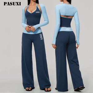 PASUXI OEM Ensemble de yoga 3 pièces pour femme, comprenant un crop top à manches longues, un débardeur de yoga dos nu et un pantalon évasé, en tissu brossé color block, personnalisable - Product Image 1
