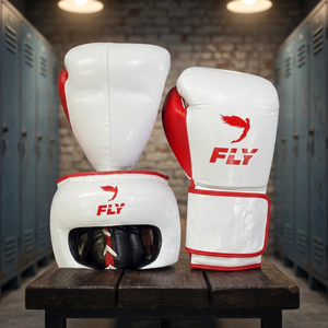 Ensemble d'équipement de boxe Fly : Casque, Gants, Protège-guêtres Blanc Rouge, Fermeture auto-agrippante, Cuir, Équipement d'entraînement pour adulte, Gants de boxe Winning - Product Image 3