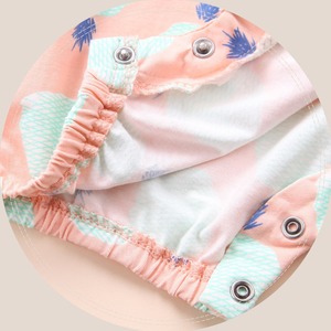 Vêtements pour bébés nouveau-nés en gros, combinaison pour fille en tissu brodé à motif ananas avec col à revers et boutons - Product Image 4