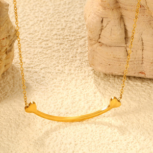 Collier minimaliste en acier inoxydable 18k avec pendentif clavicule incurvé pour femme, idéal comme cadeau - Product Image 4
