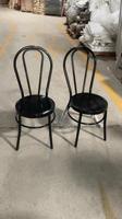 Chaise Thonet en fer empilable personnalisée moderne pour restaurant, café, extérieur, mariage, jardin, cérémonie, usage commercial