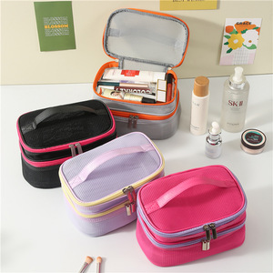 Neceser de viaje minimalista, organizador de maquillaje portátil de gran capacidad, de doble capa, de malla con bloques de color, para uso en el baño del hogar - Product Image 1