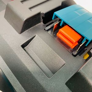 Batterie au lithium de remplacement DC18SF 3.0A à quatre ports pour outils électriques Makita 14.4V-18V Chargeur rapide original à 4 ports - Product Image 1