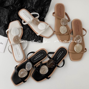 <span class=keywords><strong>Sandalias</strong></span> de cuero bohemias vintage WETKISS OEM para mujer, <span class=keywords><strong>sandalias</strong></span> planas con tiras para verano y playa, <span class=keywords><strong>sandalias</strong></span> planas boho con piedra ámbar elegante. - Product Image 2