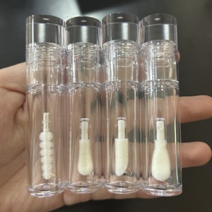 หลอดลิปกลอสใสขนาด 8 มล. ยี่ห้อ ISMAN พร้อมหัวแปรงขนาดใหญ่ บรรจุภัณฑ์ลิปกลอสแบบใส  รับทำโลโก้ตามสั่ง  ขวดคอนซีลเลอร์ - Product Image 1